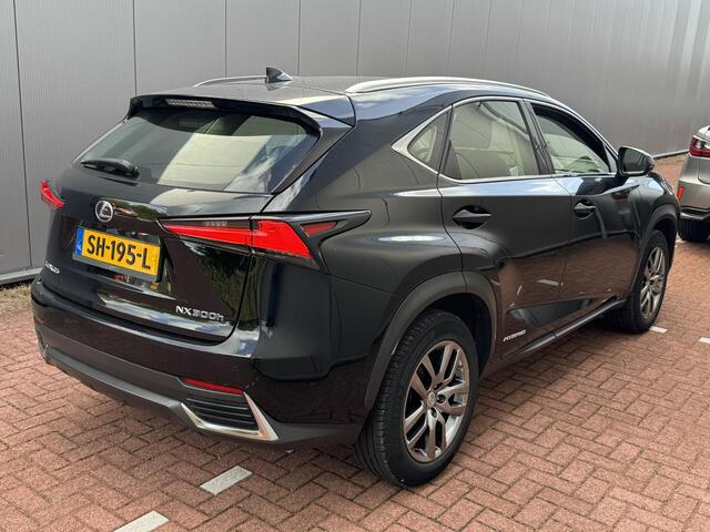 Lexus NX 300h AWD Business Line Dealer Onderhouden Trekhaak ACC