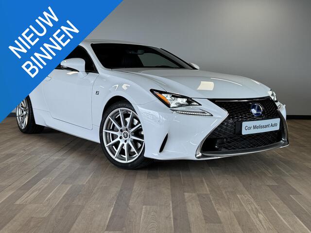 Lexus RC 300h F SPORT Line