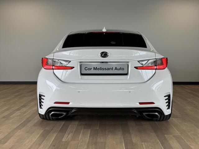 Lexus RC 300h F SPORT Line