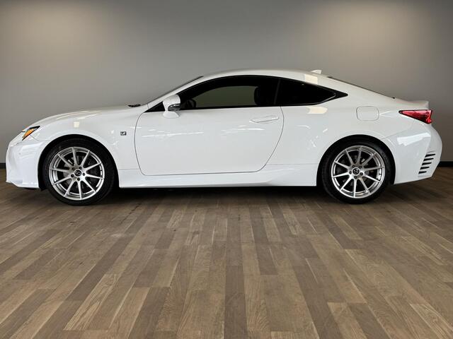 Lexus RC 300h F SPORT Line