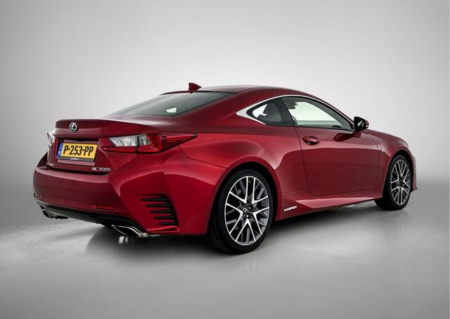 Lexus RC 300h F SPORT Line | Mark Levinson Audio | Stoelverw. + verkoeling | Dodehoek assistent | Memory |