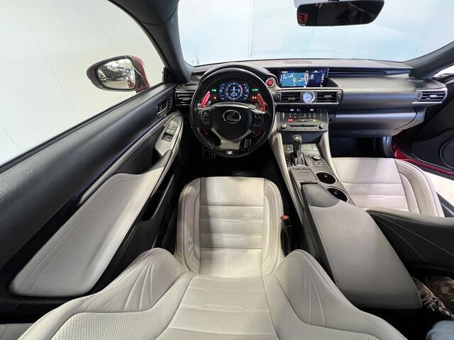 Lexus RC 300h F SPORT Line | Navigatie | LM Velgen 19" | Voorstoelen Verwarmd/Geventileerd | Achteruitrijcamera + PDC Voor en Achter | Lederen Bekleding |