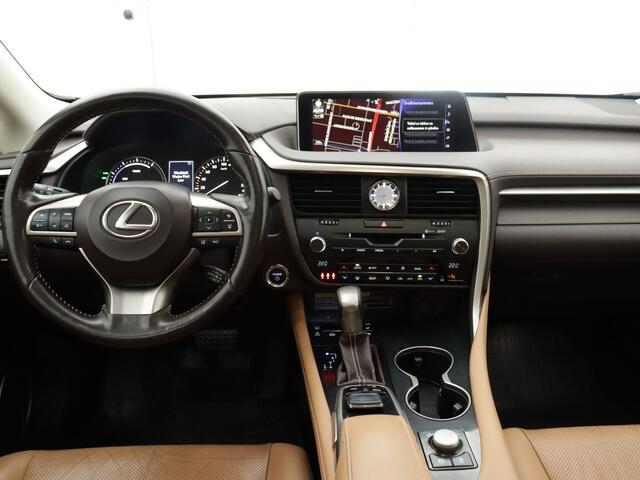 Lexus RX 450H 3.5-V6 Luxury Line | Dodehoekdetector | Panoramadak | 20" LM Velgen | Afneembare trekhaak | Head Up Display | Stoelverwarming-/Verkoeling |