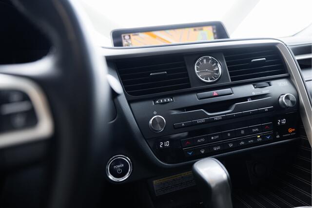 Lexus RX 450h 4WD President Line | Trekhaak | Mark Levinson | Adaptive Cruise Control |