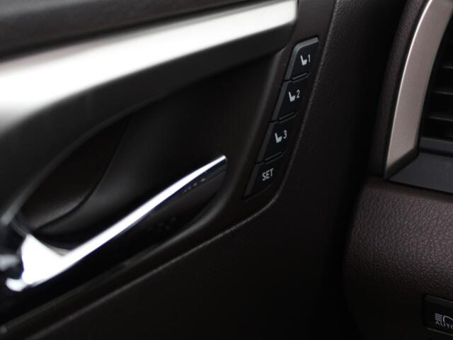 Lexus RX 450h AWD President Line | Mark Levinson | Schuifdak | Stoelverwarming en -ventilatie | Head-up Display | Adaptief onderstel |