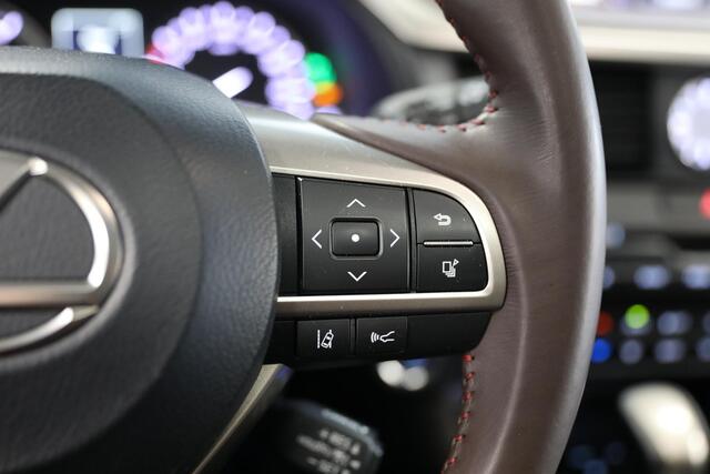 Lexus RX 450h 4WD Luxury Line | Schuif- opendak | Stoelverwarming & Koeling