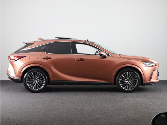 Lexus RX 450h+ Plug-in Hybrid President Line Limited | Afneembare Trekhaak | Alarm klasse 5 Voertuigvolgsysteem inbegrepen | Elektrisch glazen panorama-dak |