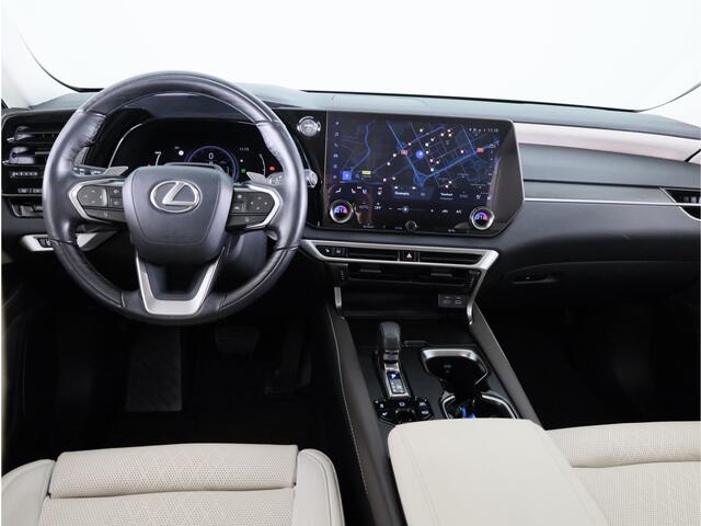 Lexus RX 450h+ Plug-in Hybrid President Line Limited | Afneembare Trekhaak | Alarm klasse 5 Voertuigvolgsysteem inbegrepen | Elektrisch glazen panorama-dak |