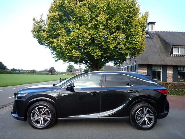 Lexus RX 450h+ Plug-in Hybrid Comfort Line 2024