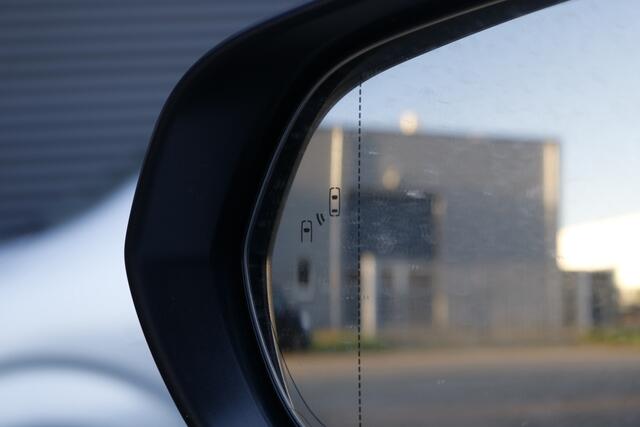 Lexus RX 450h+ Plug-in Hybrid President Line | Mark Levinson