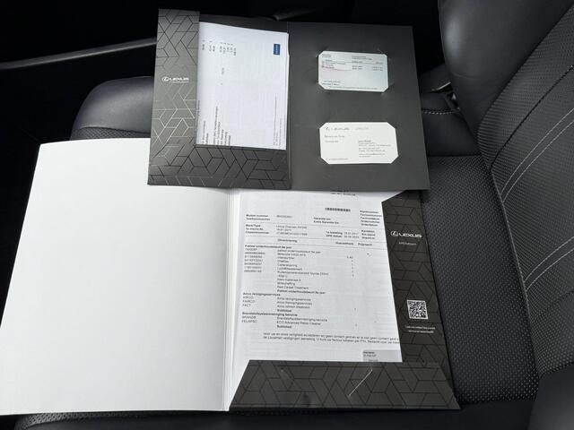 Lexus RX 450h 4WD AppleCarplay Pano (Red Carpet tot 2-2027)