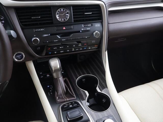 Lexus RX 450h 4WD President Line | Dealer Onderhouden | Schuif/kantel dak | Mark Levinson Premium Surround | Head-Up Display | 360 Camera | Stoel+stuurverwarming | Stoel ventilatie | Memory Seat | Blind Spot Monitor |