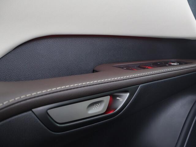 Lexus RX 450h+ Plug-in Hybrid AWD President Line | Panoramadak | Mark Levinson | Head-up Display | Blade Scan koplampen | Stoelverwarming en -ventilatie |