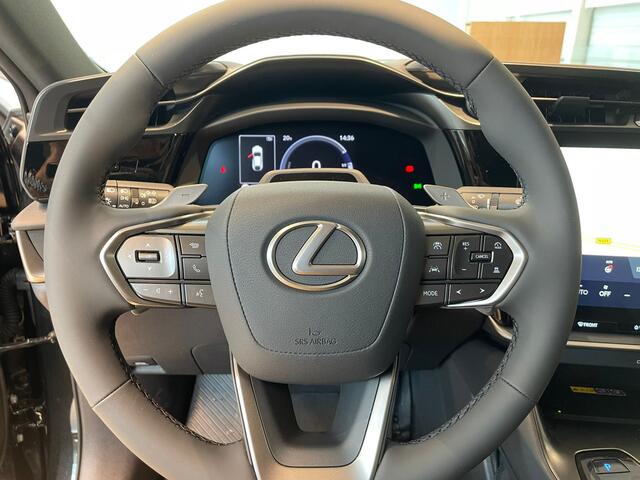Lexus RZ 300e Business Line 71 kWh | Privacy Glass | Apple Carplay |