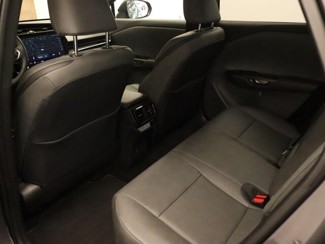 Lexus RZ 450e Executive Line 71 kWh - SOH 96,9 % !!!!- ORIGINEEL NEDERLANDSE AUTO - AFNEEMBARE TREKHAAK - TREKGEWICHT 750 KG - AFKOMSTIG VAN 1E EIGENAAR - 3 FASE - 2 LAADKABELS - LEDEREN BEKLEDING - BEIDE VOORSTOELEN ELEKTRISCH VERSTELBAAR - VOORSTOELEN VERWARMD -