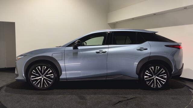 Lexus RZ 450e Executive Line 71 kWh | Leder interieur | Stoelen gekoeld & verwarmd | LMV 20" | Soh (batterijcheck) Waarde 98,1 %