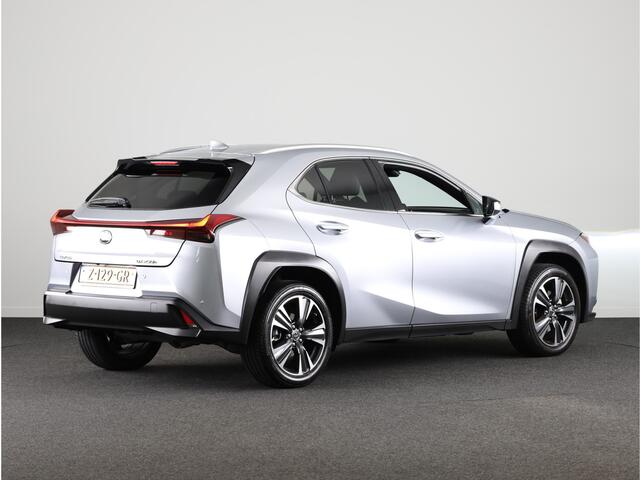 Lexus Ux 250h Luxury Line | Head up Display | Stoelverwarming |