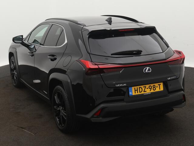 Lexus Ux 250h Black Edition | Dodehoekdetector | 18" LM Velgen | Leder | Navigatie |