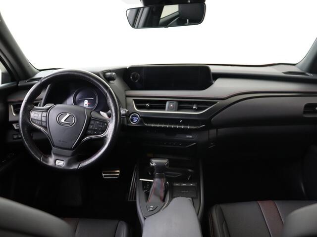 Lexus Ux 250h AWD F Sport Premium Limited | Mark Levinson | 360 Camera | Sunroof |