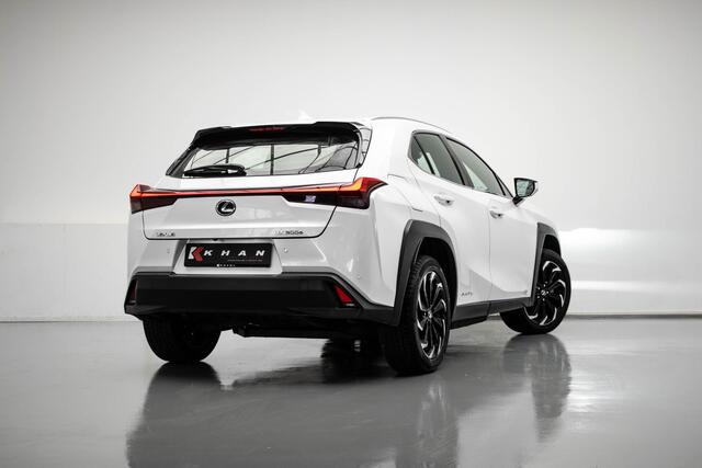 Lexus Ux 300e Luxury 54 kWh |Stoelverkoeling|ACC|Leder