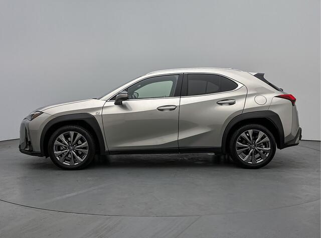 Lexus Ux 250h F Sport Line Limited | Dodehoekdetector | Lederen bekleding | Elektrisch bedienbare achterklep |