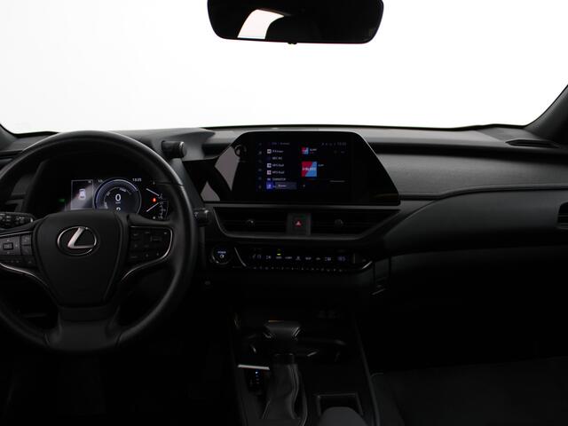 Lexus Ux 250h Business Line | Adative Cruise Control | 18" velgen | Apple Carplay/ Android Auto | Lexus Link + app bediening |