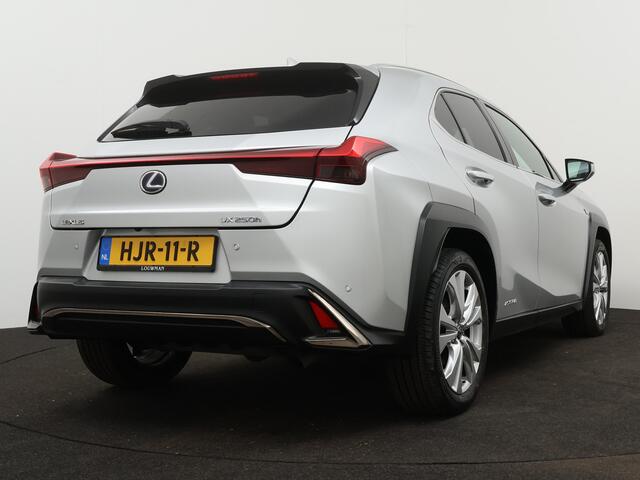 Lexus Ux 250H F-Sport Premium | Apple CarPlay / Android Auto (Navigatie) |