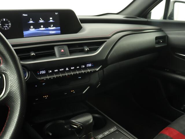 Lexus Ux 250H F-Sport Premium | Apple CarPlay / Android Auto (Navigatie) |