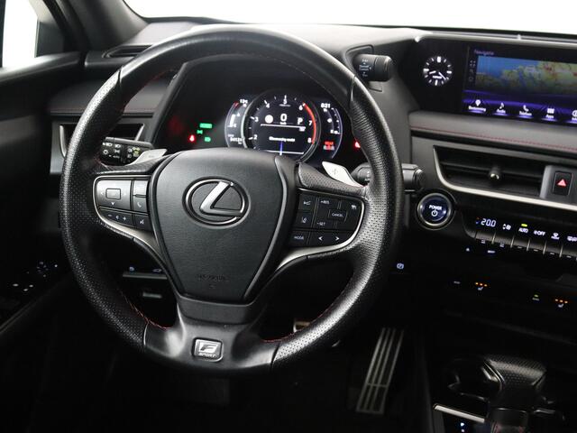 Lexus Ux 250h F Sport Line Limited Stoelverwarming | Head-up display |