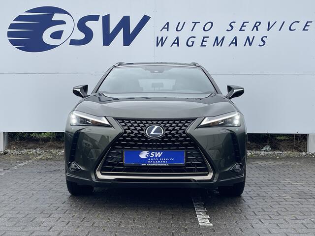 Lexus Ux 250h Style+ Edition | Camera | Carplay | LED | 18 inch