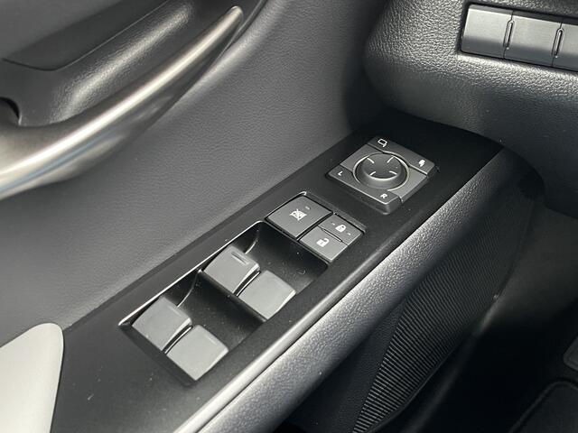 Lexus Ux 250h Style+ Edition | Camera | Carplay | LED | 18 inch