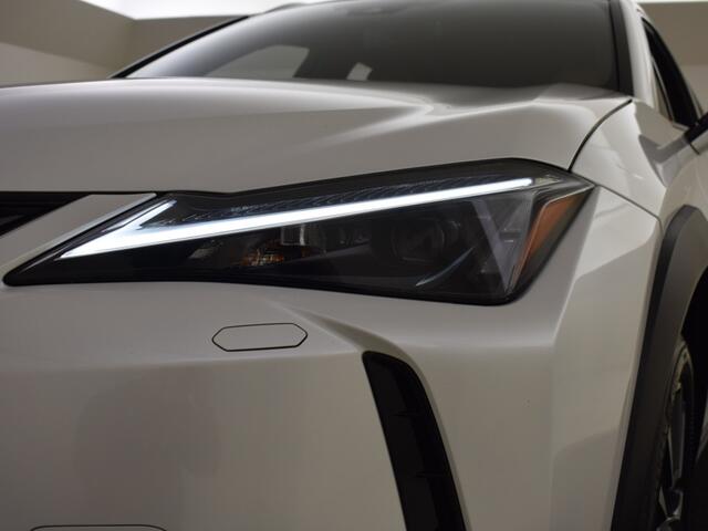 Lexus Ux UX 250h Luxury Edition | Leder Interieur | PDC V+A | Stuur en St