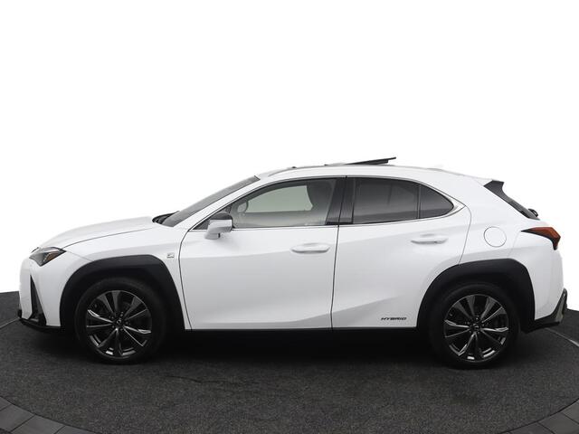 Lexus Ux 250h AWD F Sport Line Limited | Schuif-/kanteldak | Stuurwielverwarming | Triple LED koplampen | Head-Up Display
