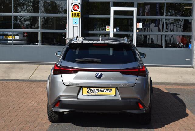 Lexus Ux 250h Business Line Pro Navi Leder Airco Camera Km 75.500. !!