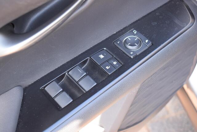 Lexus Ux 250h Business Line Pro Navi Leder Airco Camera Km 75.500. !!