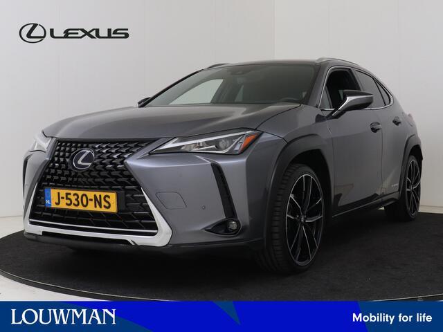 Lexus Ux 250h Business Line Go | 20" Velgen | Parkeersensoren | Apple Carplay & Android Auto |