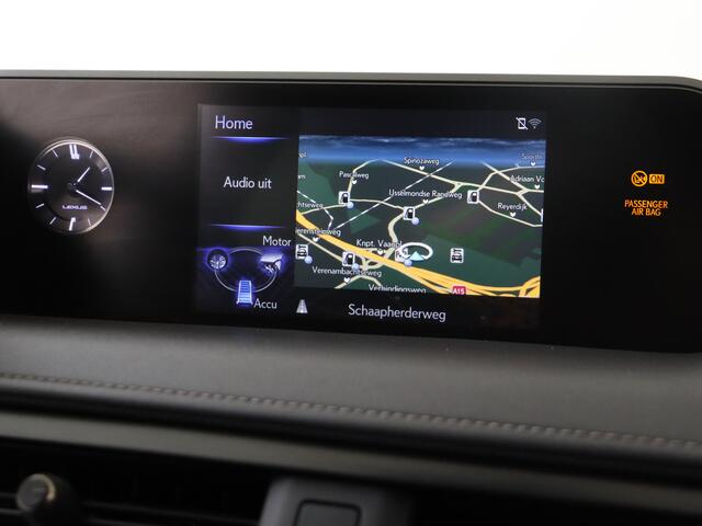 Lexus Ux 250h Business Line Go | 20" Velgen | Parkeersensoren | Apple Carplay & Android Auto |