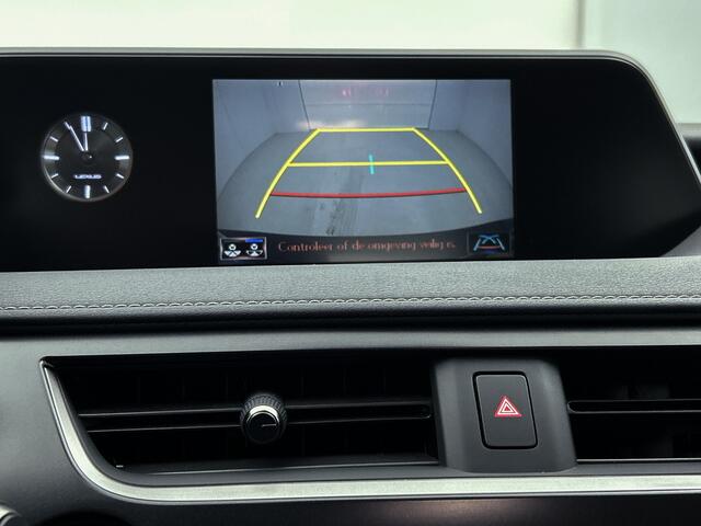 Lexus Ux 250h Business Line Pro | Stoelverwarming | Stuurverwarming | Navigatie |