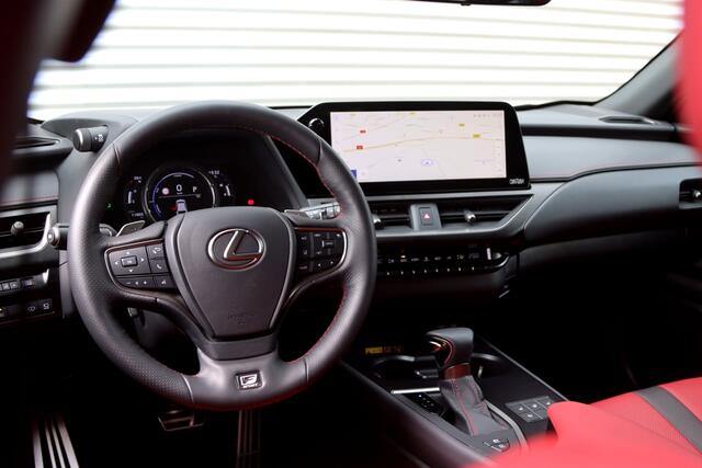 Lexus Ux 250h F Sport Line President Pack
