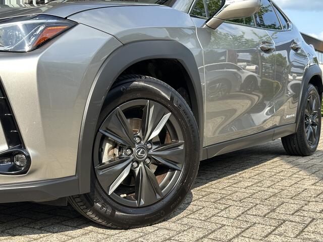Lexus Ux 250h Luxury Line All-in rijklrprs | Leder | Camera | Stoelverw.