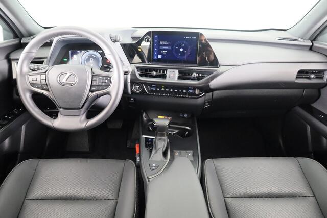 Lexus Ux 250h Luxury Line *DEMO* | Head up Display | Stoelverwarming |