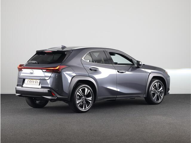 Lexus Ux 300h Luxury Line *DEMO* | Nieuwste model | Premium Pack |