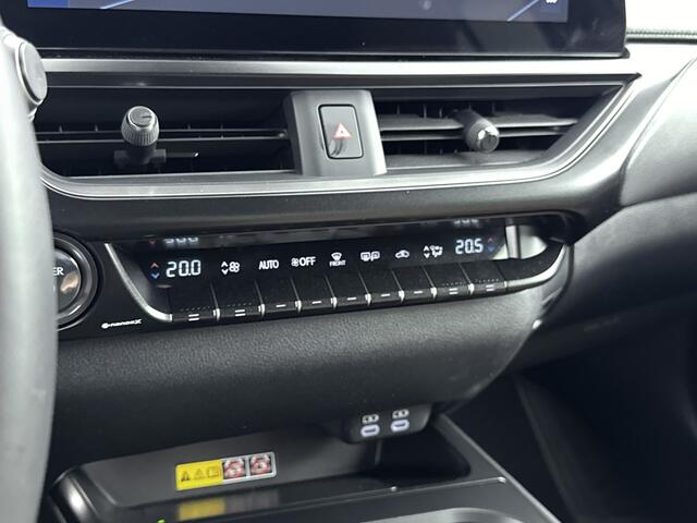 Lexus Ux 300h Luxury Line | Head-Up Display | Carplay | Stoel & Stuurverwarming |