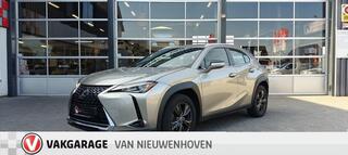 lexus-ux-200-preference-line-*t-m-1