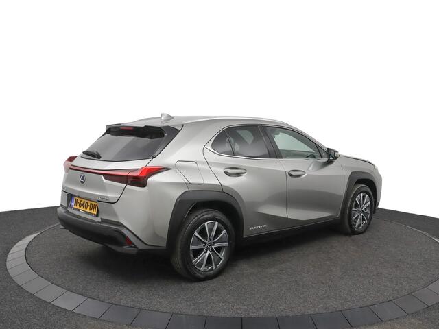 Lexus Ux 300e Business 54 kWh | 1e eigenaar! | Apple Carplay & Android Auto | Privacy Glass