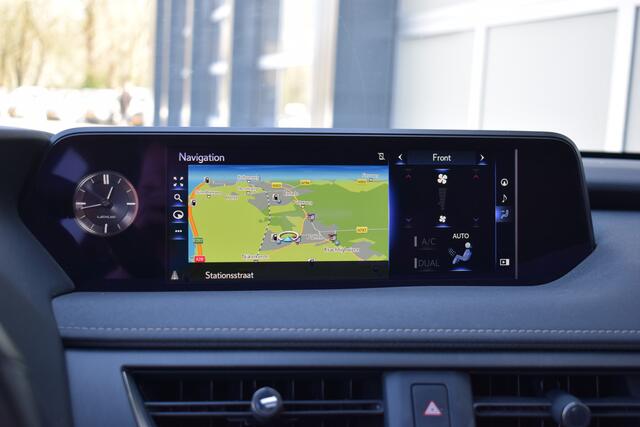 Lexus Ux 300e Executive 54 kWh Panodak! | Mark Levinson Sound