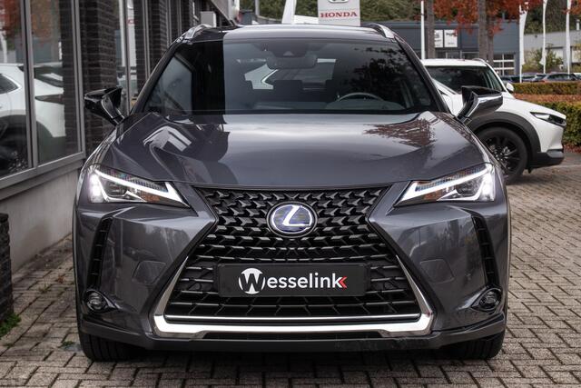 Lexus Ux 250h Executive Line - leder | HUD