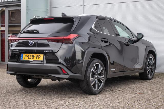 Lexus Ux 250h Preference Line - Dealerond. | Adaptive cruise | Cam. | Android Auto/Carplay |