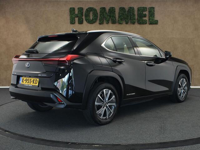 Lexus Ux 300e Business 54 kWh - ORIGINEEL NEDERLANDSE AUTO - CLIMATE CONTROL - ACHTERUITRIJCAMERA - 17 INCH LICHT METALEN VELGEN - ALCANTARA BEKLEDING - ELEKTRISCH VERSTELBARE VOORSTOELEN - ADAPTIEVE CRUISE CONTROL