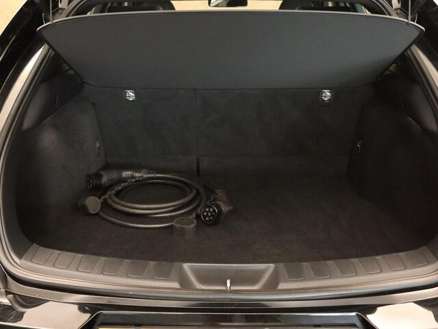 Lexus Ux 300e Business 54 kWh - ORIGINEEL NEDERLANDSE AUTO - CLIMATE CONTROL - ACHTERUITRIJCAMERA - 17 INCH LICHT METALEN VELGEN - ALCANTARA BEKLEDING - ELEKTRISCH VERSTELBARE VOORSTOELEN - ADAPTIEVE CRUISE CONTROL